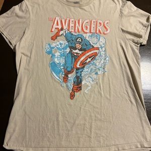 Avengers Captain America Tshirt Size Large